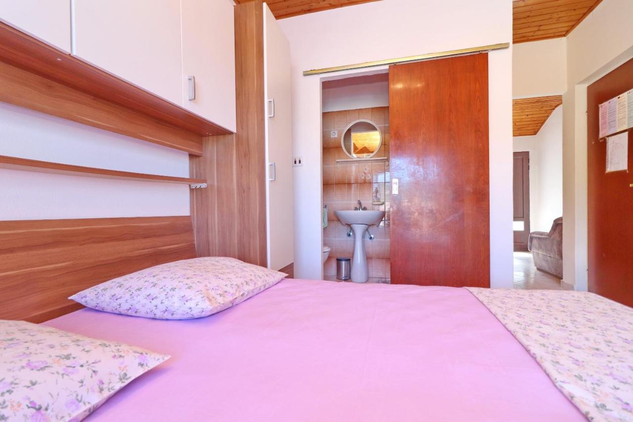 Apartments Peselj Smokvica  ภายนอก รูปภาพ